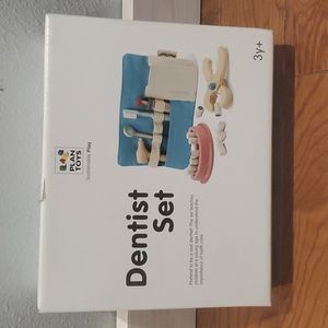 Dentist play set